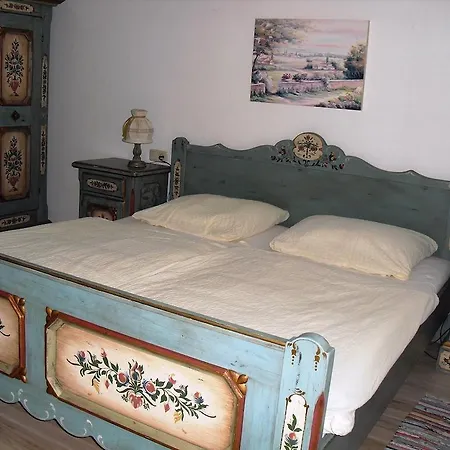 Zum Heiligen Nikolaus